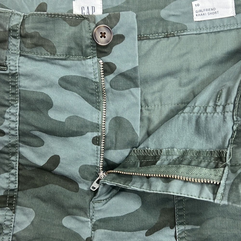 GAP Gap for Good Girlfriend Khaki Short Size 10 in Camouflage High Rise … - Picture 6 of 9